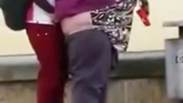 トリッシュ対。 女性 の ため の 無料 sex