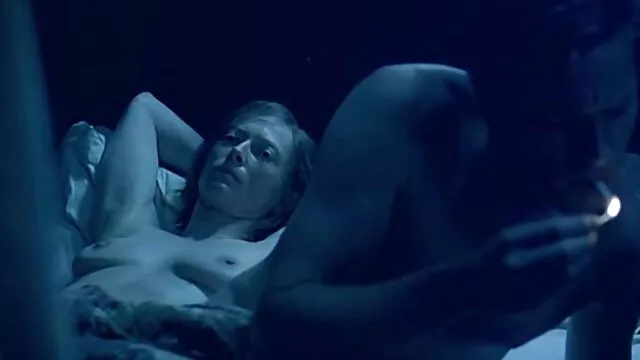 女性偽のタクシーで強盗がセクシードライバの角質の良いコックピット性 セックス 動画 無料 女性 向け