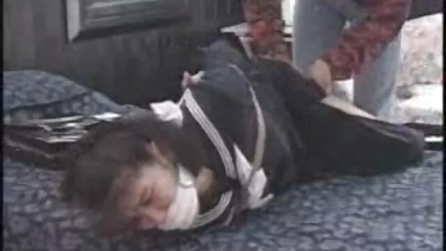 男と不倫している エッチ クンニ 動画