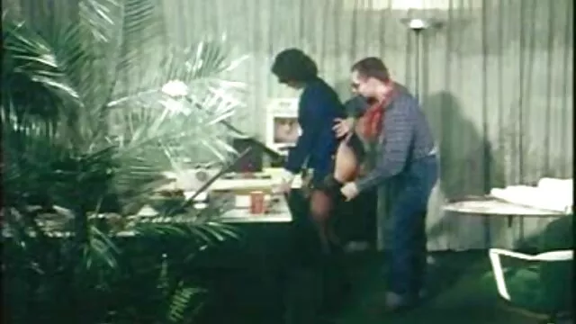 かわいいTeenieプレイ 女 の ため の セックス 動画